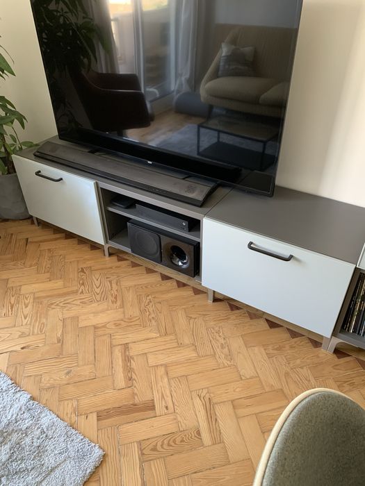 Movel de tv e vitrina cristaleira