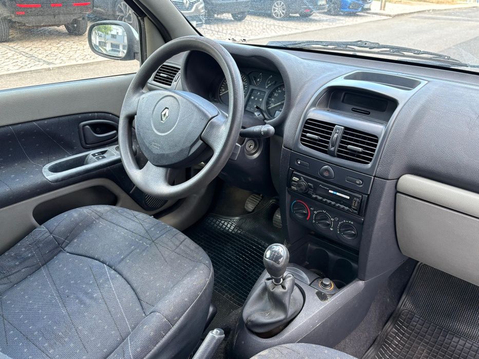 Renault Clio 1.2 2002/08 AC a Funcionar
