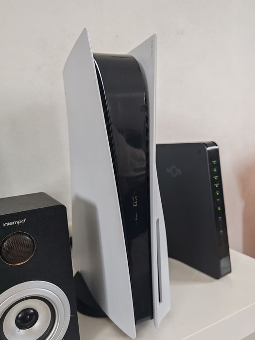 VENDO/troco PS5 1TB como nova
