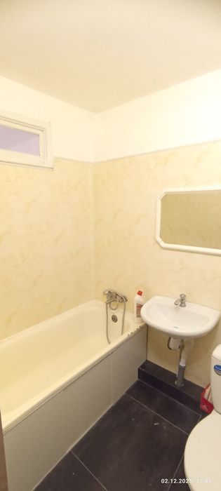 Оренда 2кім.кв з свіжим ремонтом.