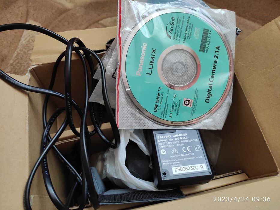 Фотоаппарат Panasonic Lumix DMC-FZ4