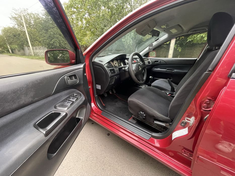 Mitsubishi Lancer 1.6 Газ