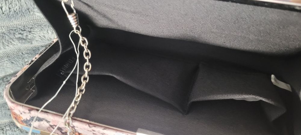 Torebka kopertowa. Nowa. Polecam.