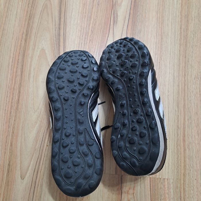 Turfy adidas rozmiar 41