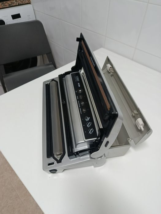 Máquina de Selar a Vácuo Caso VC200 | Prateado