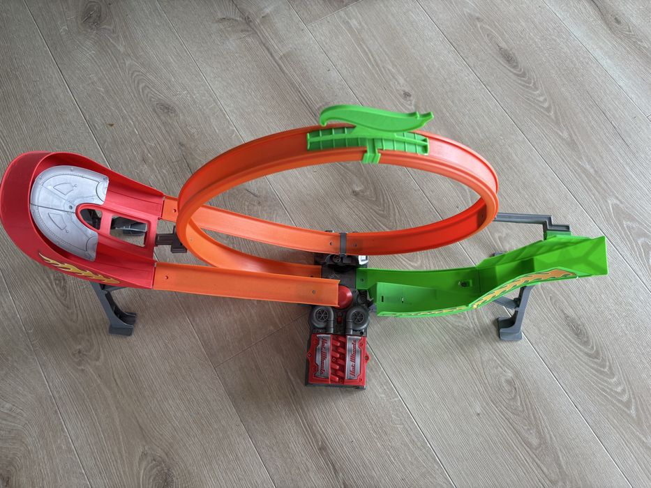 Tor Hot wheels dla resoraków