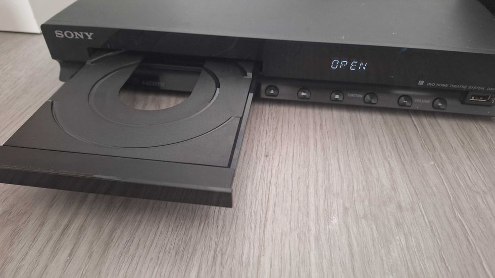 Som surround de 5.1 canais - HBD - TZ 140