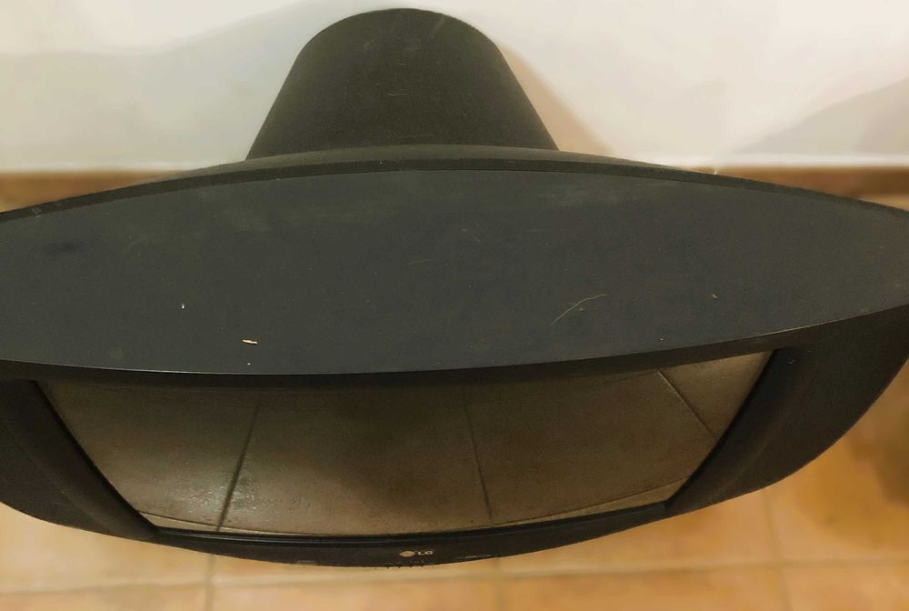TV LG em perfeito funcionamento