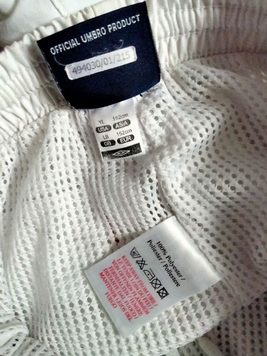 Продам штани umbro