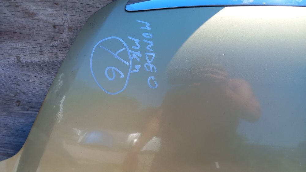 Ford Mondeo Mk4 Maska Y6