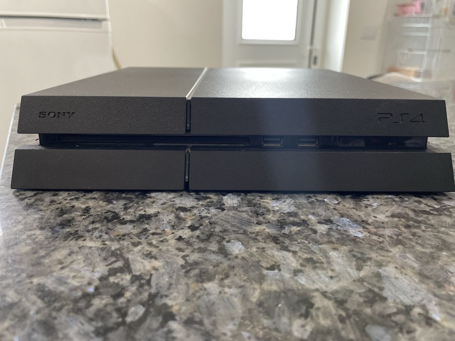 PS4 + 2 comandos