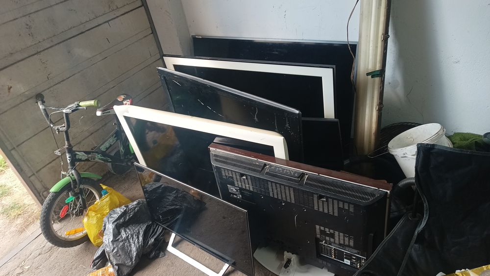 Telewizory 6sz i monitor dla majsterkowicza 100 zł wszystko