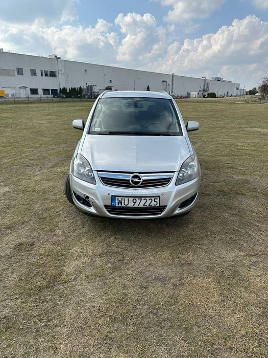 Na sprzedaż Opel Zafira 1.8 (rok 2014)

Samochód w dobrym stanie techn