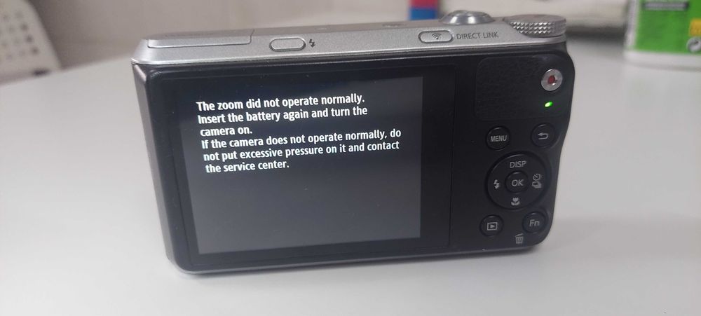 Câmara Samsung WB350F avariada para peças