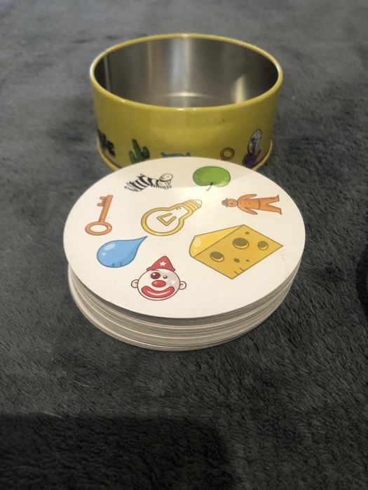 Настольна дитяча гра Dobble