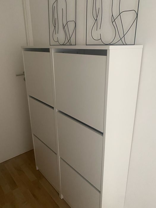 Conjunto de 2 sapateiras como novas