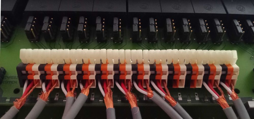 Patchbay Neutrik NPP-TT Bantam 96 topo de gama