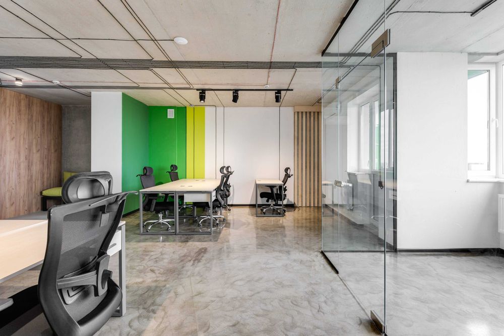 Оренда офісу на Теремках з постійним інтернетом, Республіка, Іподром