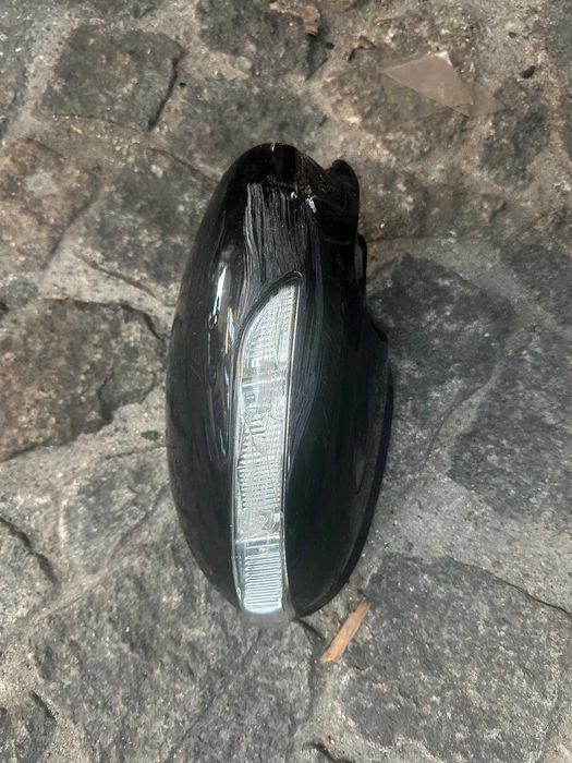 capa de espelho/ tampa de gasoleo / Colunas Som Mercedes-Benz