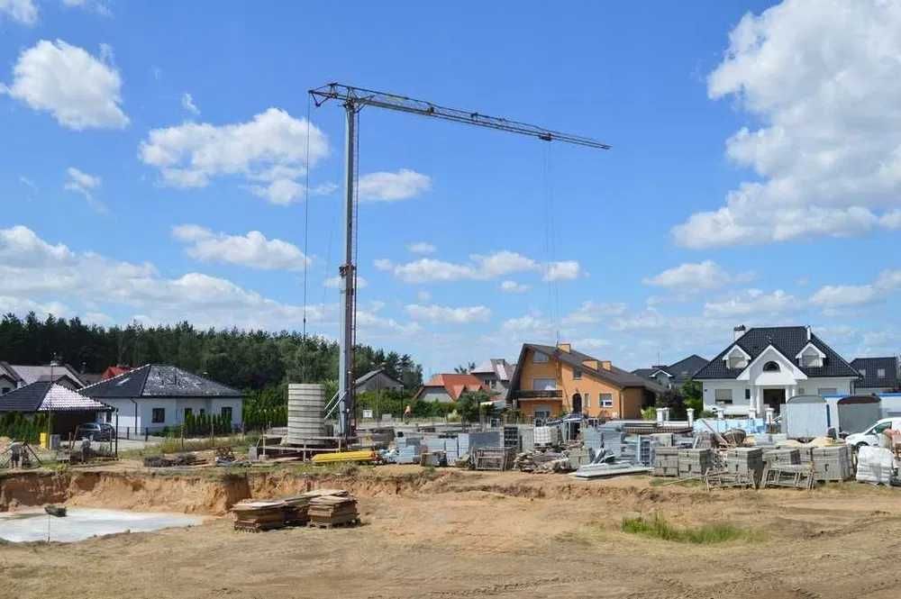 Dźwig żuraw budowlany 25 metrów udźwig na końcu 1 tona