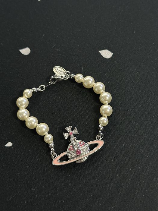 Pulseira de Pérolas Rosa e Prata Vivienne Westwood