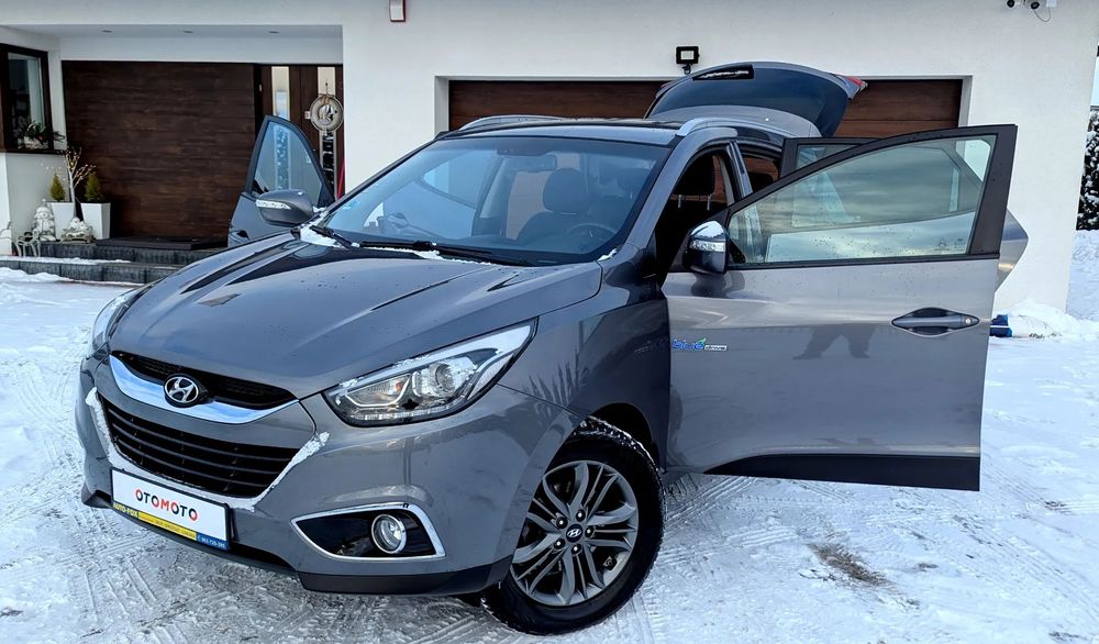 Hyundai ix35 1,6 16v klimatronic alu navi kamera serwis grzane fotele lift
