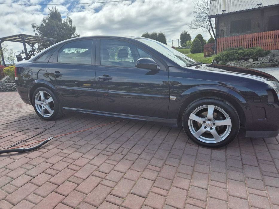 Piekna Vectra c 2.2 Direct