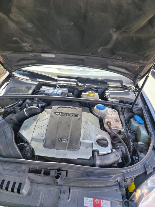 Audi A4 3.0 TDI Quattro Avant (Para Peças)