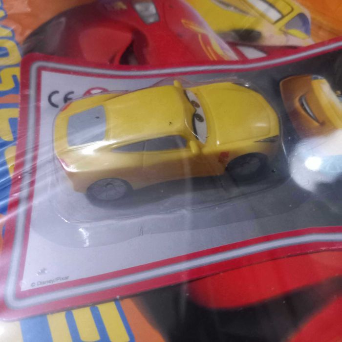 Carros Disney Pixar Revista com oferta carro NOVO