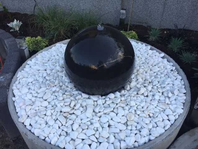 Kamień śnieżnobiały Thassos biały otoczak 20 kg 1-3 i 3-6 cm grecki