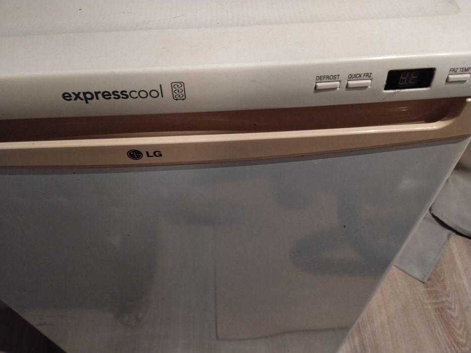 Vendo pequena arca
