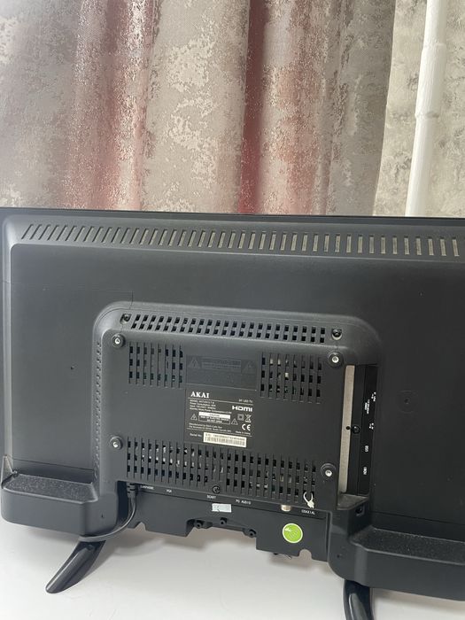 телевизор Akai smart TV