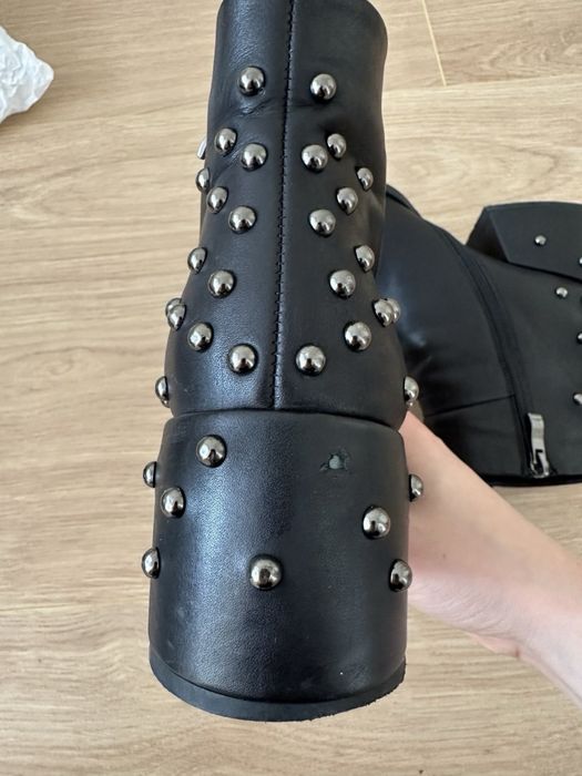 Шкіряні чоботи (напівчоботи)