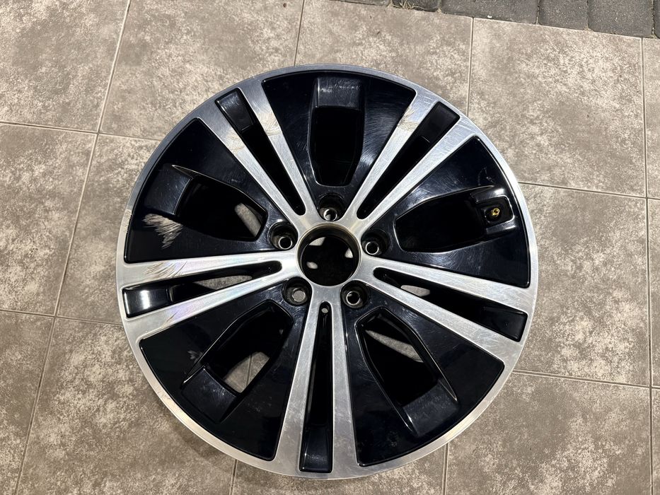 Felga Aluminiwa Oem Vito V Mercedes W213 17'' Citan W420