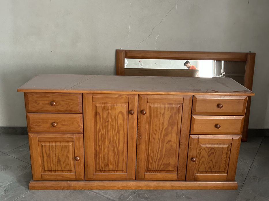 Moveis antigos em bom estado