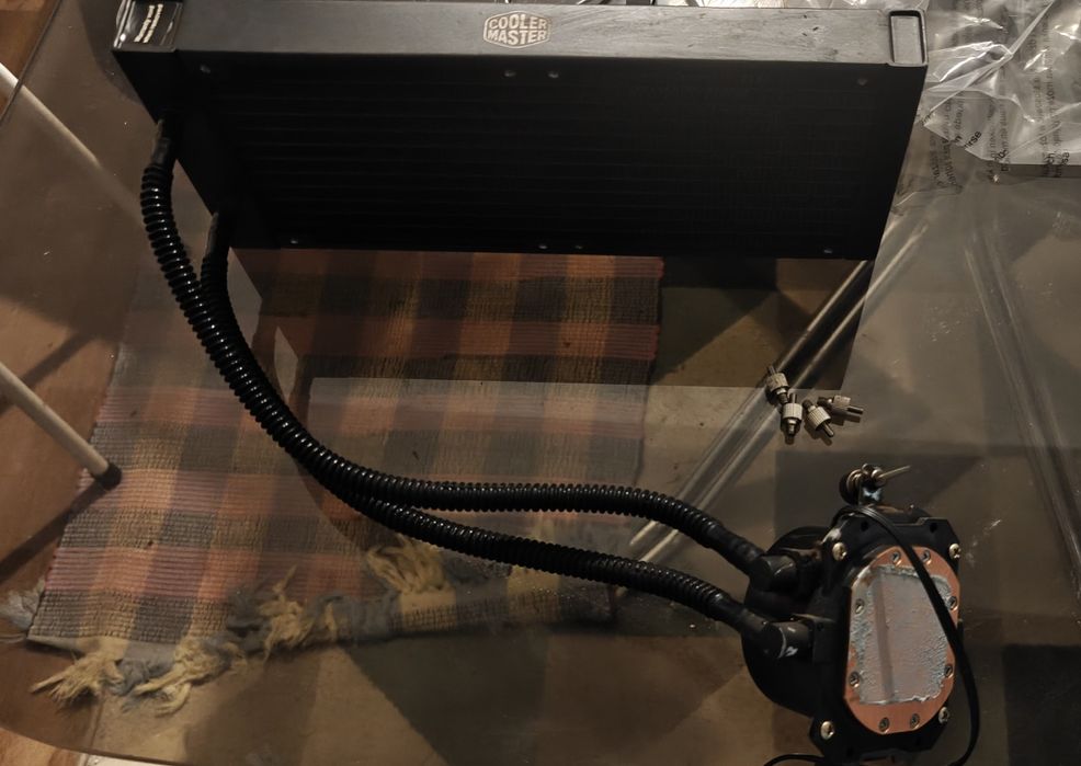 Vendo watercooler cooler master em perfeito estado