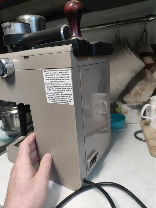 кофемашина в отличном состоянии GAGGIA VIVA