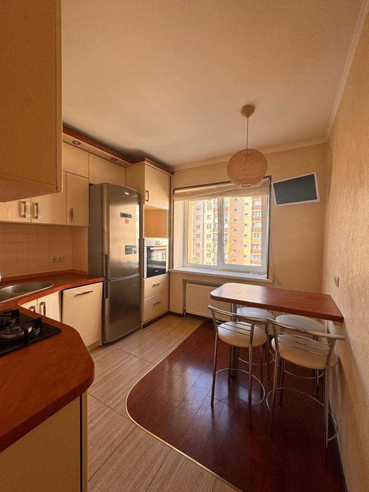 Продам  2-комнатную квартиру в ж/м «Радужный» —дом  с газом!