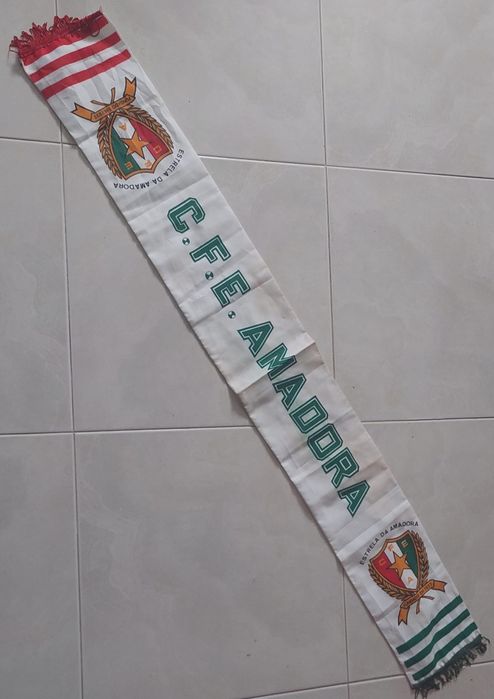 Cachecol antigo do Estrela da Amadora