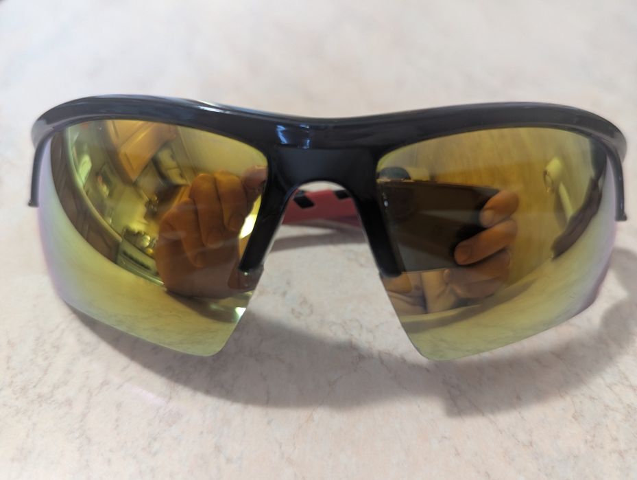 Окуляри сонцезахисні