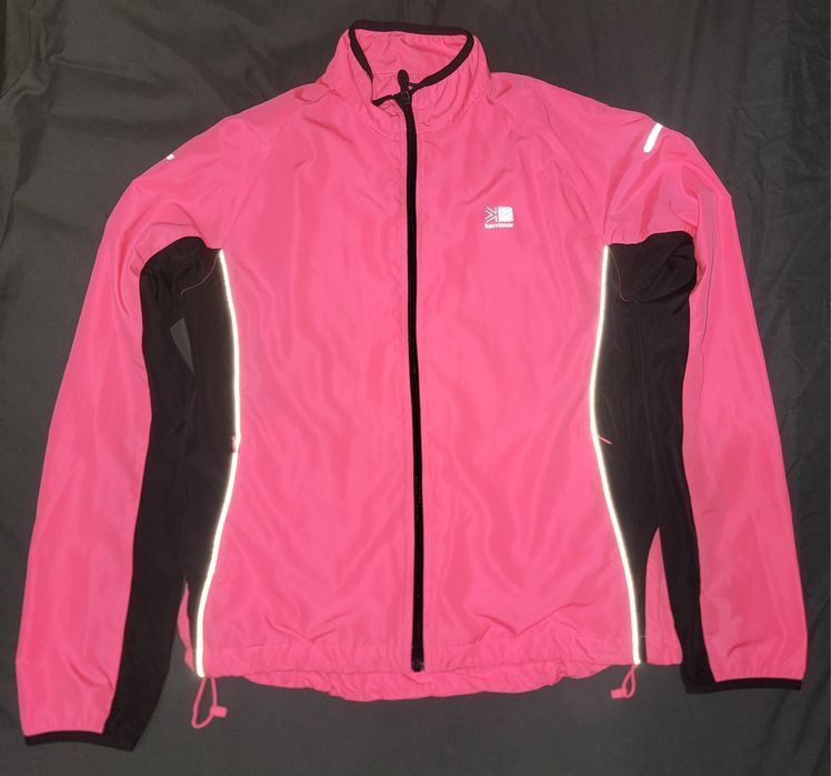 Рожева  жіноча бігова вітровка Karrimor Run з рефлективом