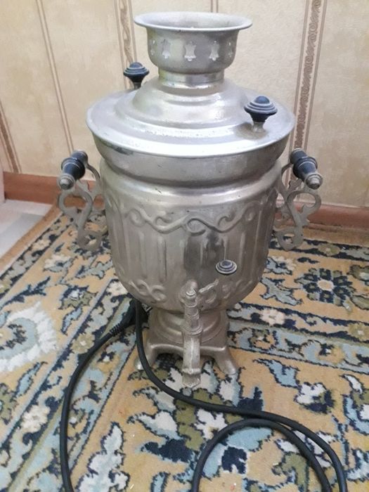 Самовар электричний