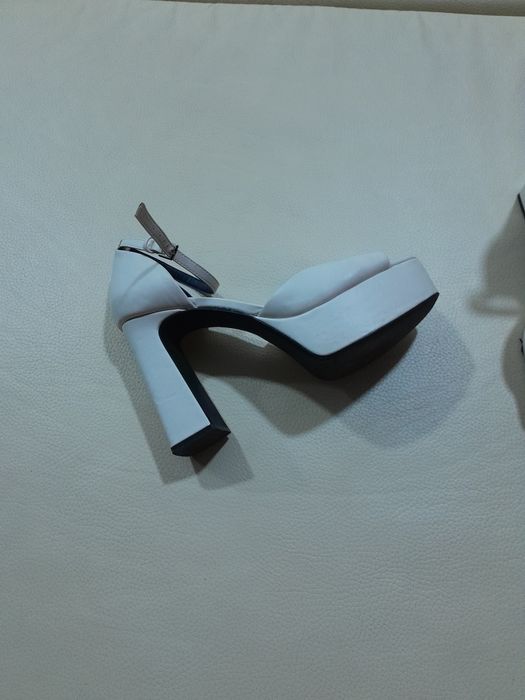 Sandalia Stradivarius