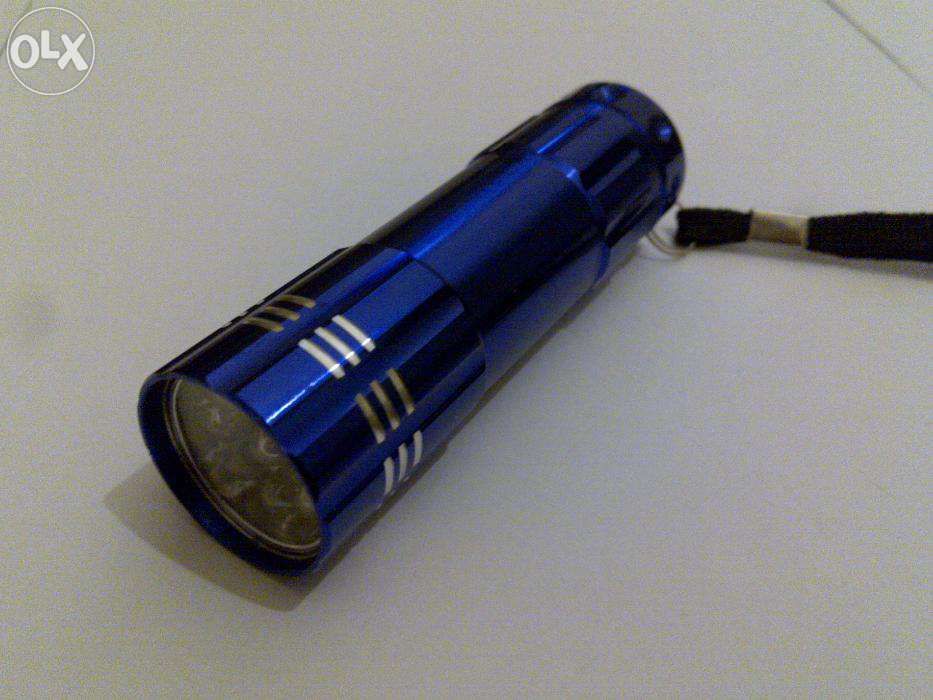 lanterna (led flash light yuanbo) de cor azul