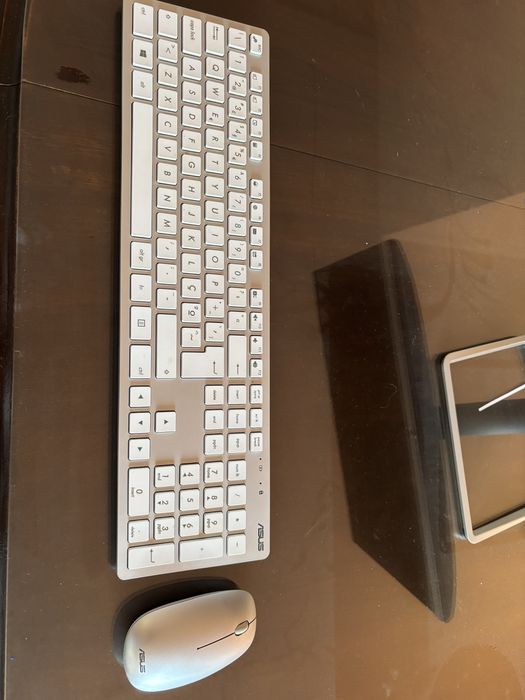 Rato e Teclado sem fios ASUS