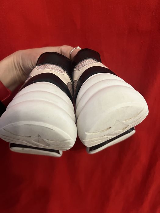 Skechers dziewczęce 32 – MEMORY FOAM, stan bardzo dobry