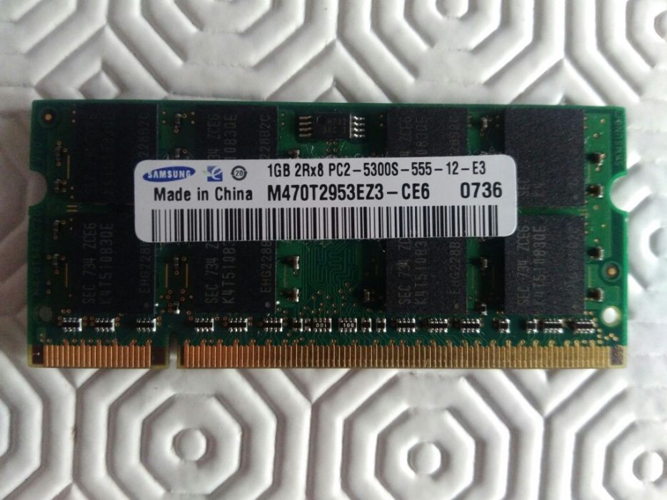 Memória RAM 1GB Memória RAM 1GB