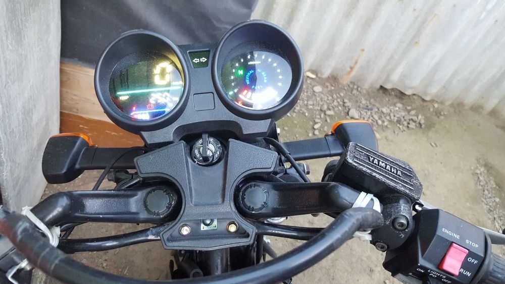 Продам спорт-туристЯмахуxj 600 деверсія 87 рік на ходу обмін на крос