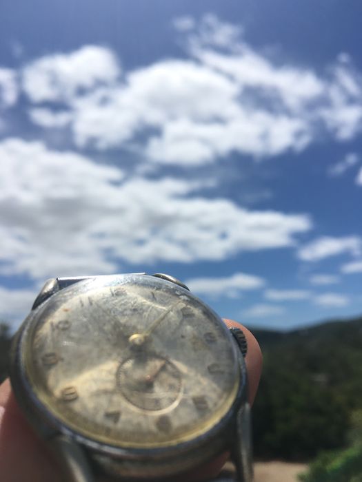 relogio a corda antigo