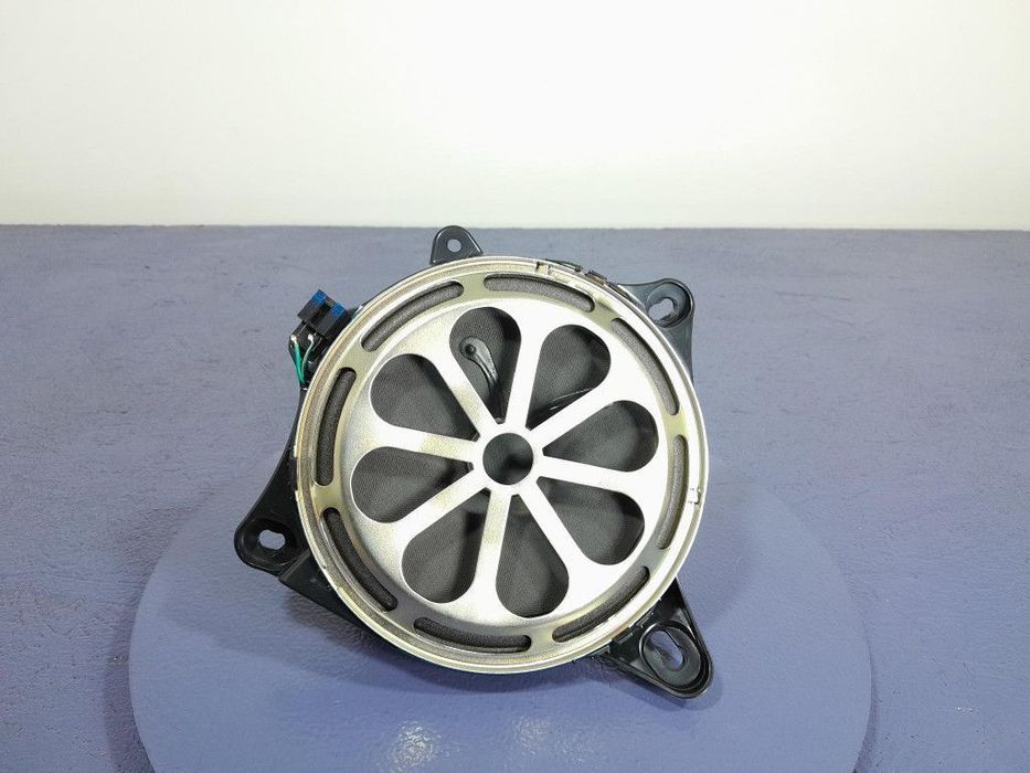 MERCEDES GLE W167 GŁOŚNIK SUBWOOFER BURMESTER PRAWY A1678203700